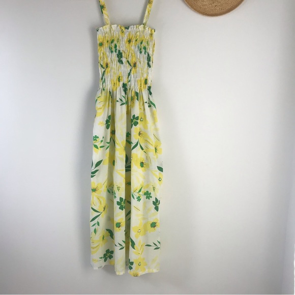 Vintage Floral Midi Sun Dress with Shirred Bodice. - Picture 3 of 14